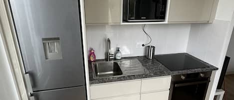 Oven, stovetop