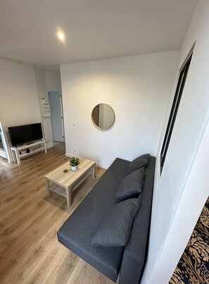 Living area - Chic and modern apartment (Châtillon)