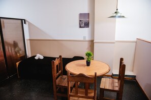 Basic-Zimmer | Wohnbereich