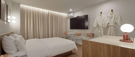 Geneva Speaker | Ropa de cama de alta calidad y decoración personalizada