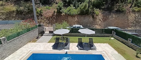 Seasonal outdoor pool