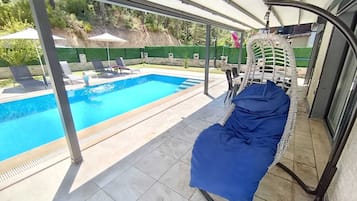 Deluxe Villa | Terrace/patio