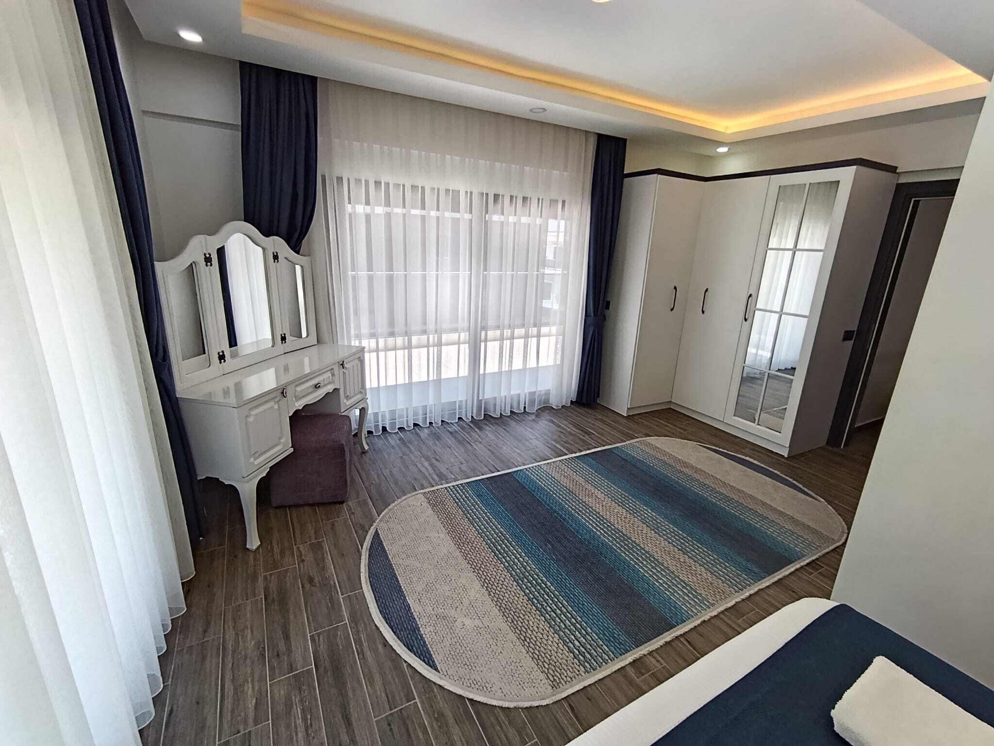 Villa Deluxe | 4 sovrum, individuell inredning, unika möbler och strykjärn/strykbräda