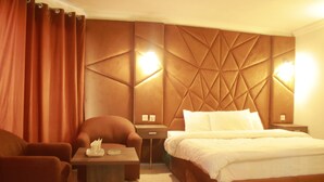 Unclassified image, 3 of 7, button - Grand heights (Murree)