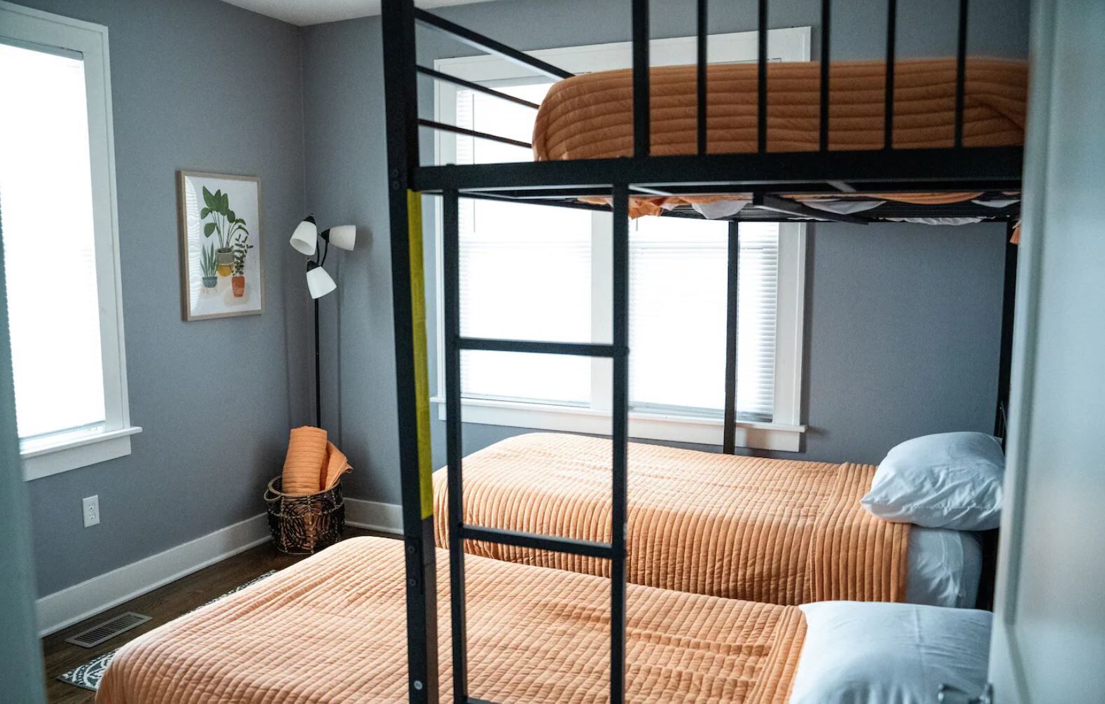 Pleasant Lake Michigan Get Away