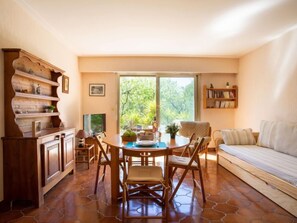 TV - Montfleuri by Interhome (Villeneuve-Loubet)