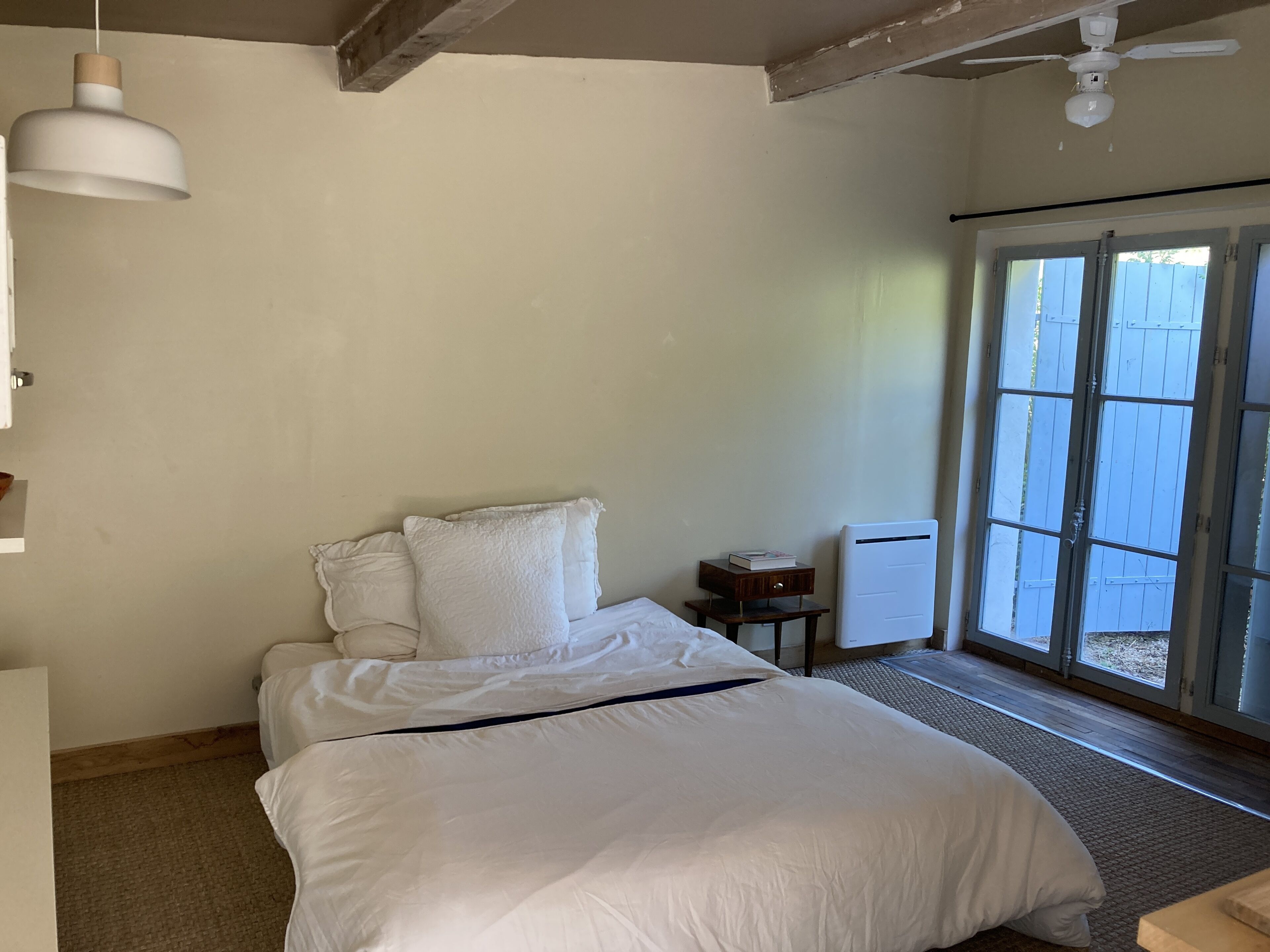 Charming independent studio 10 min Aix en Provence