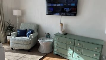 Smart TV, books