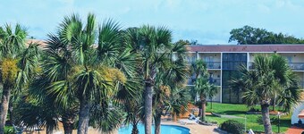 "Perfect Getaway Before School Starts!--Biloxi Bliss"