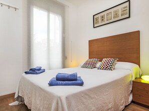 2 soveværelser, skrivebord, strygejern/strygebræt, Wi-Fi