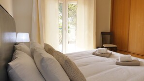 2 chambres, coffres-forts dans les chambres, Wi-Fi gratuit