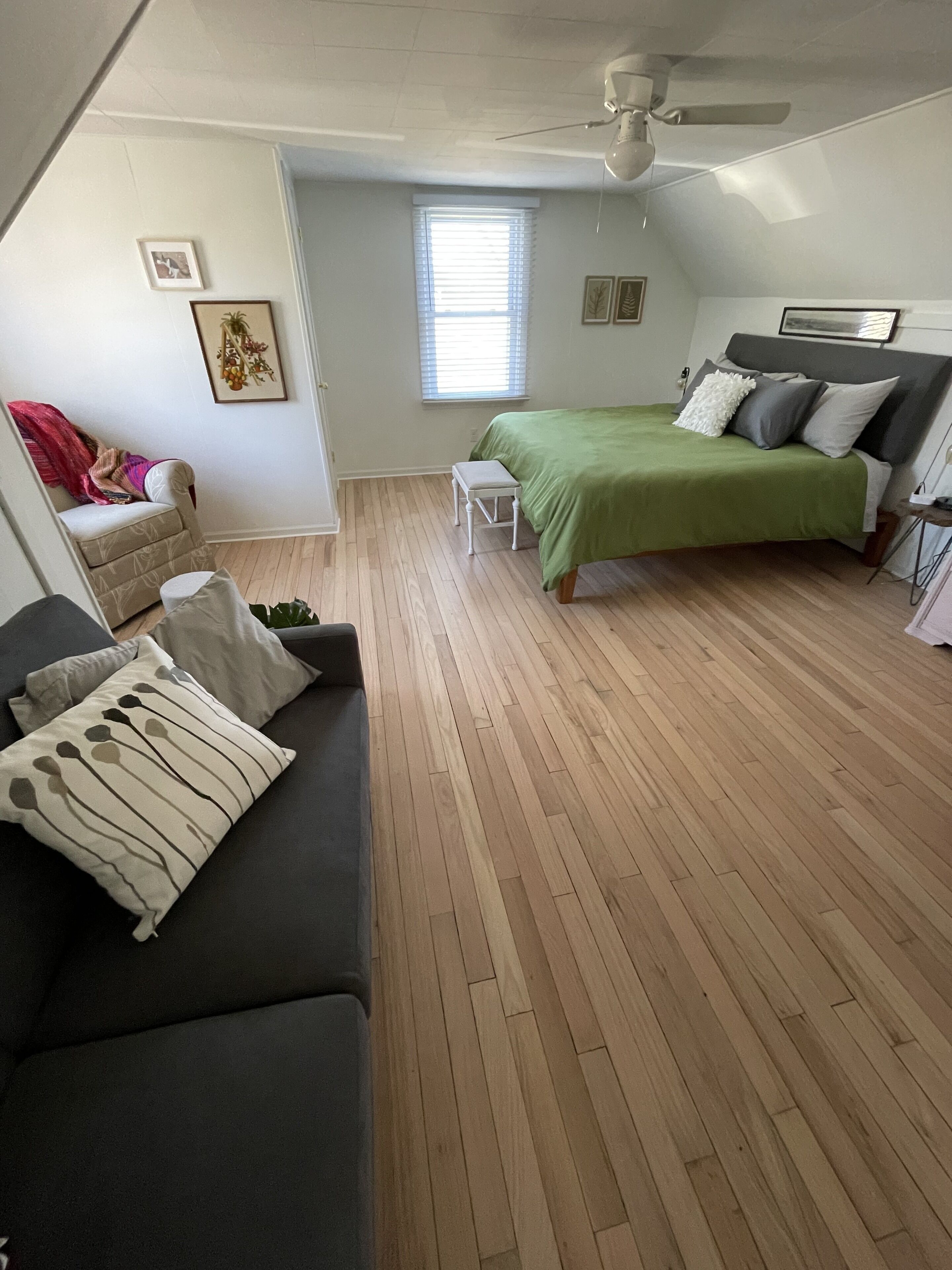 4 bedrooms, in-room safe, desk, iron/ironing board