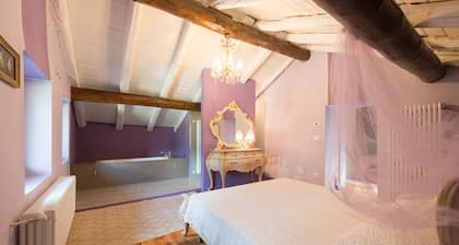 Quart de Lune- Boutique B&B