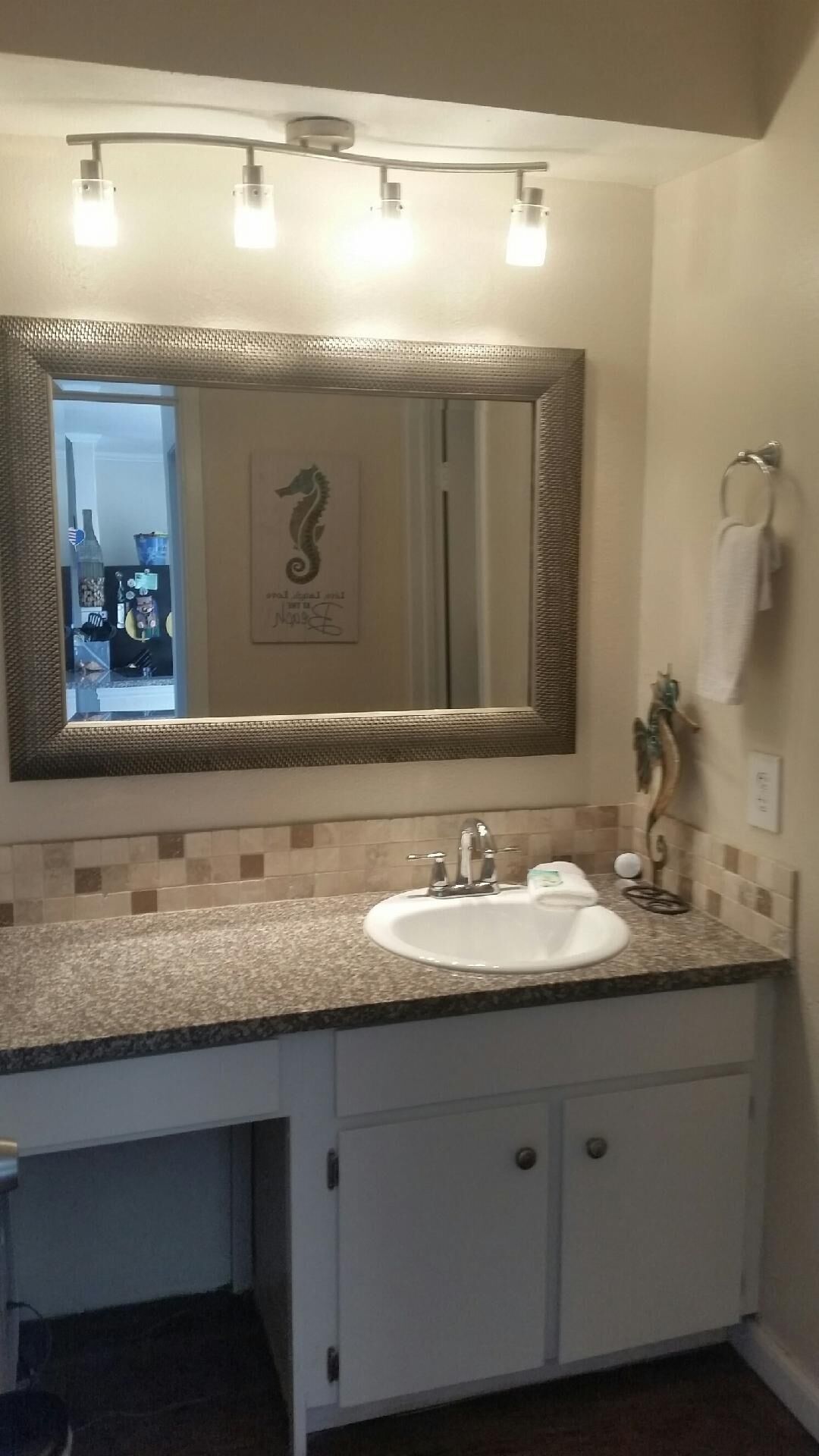 Bay Tree A4 Condo by Redawning