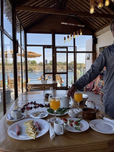 fast internet 1gb per second -20 minutes to the airport