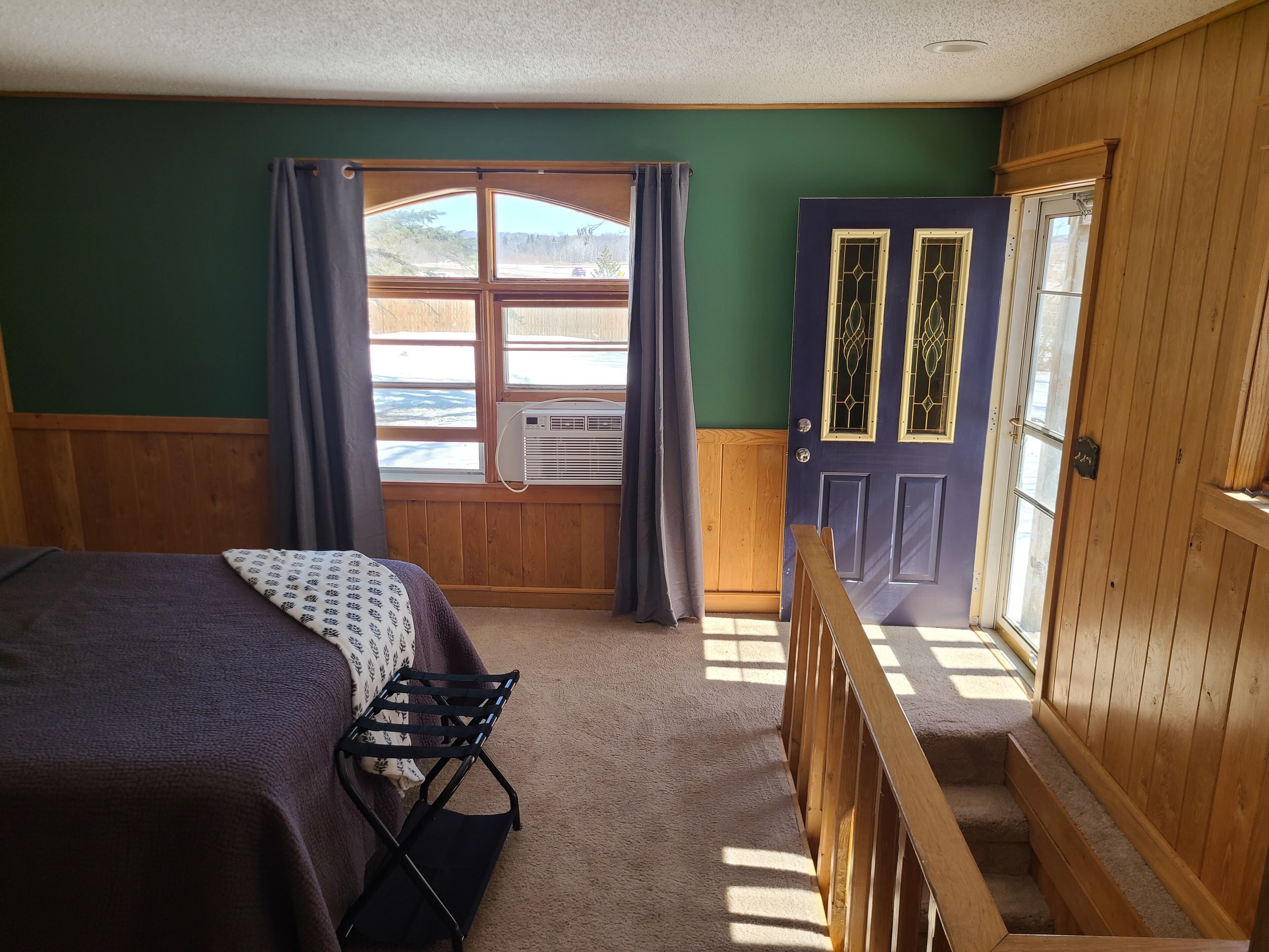 4 bedrooms, iron/ironing board, travel crib, free WiFi