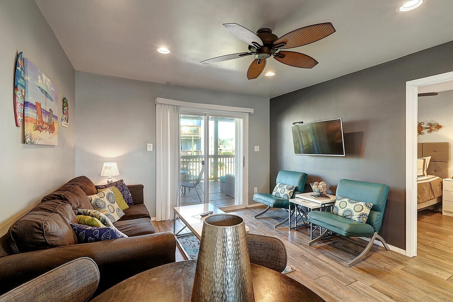 Bay Tree A11/12 3 Bedroom Condo by Redawning