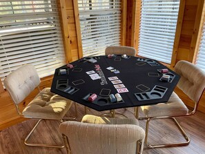 Games room - Romantic+Family | Hot Tub•Mtn Views•EZ Drive•Pets (Pigeon Forge)