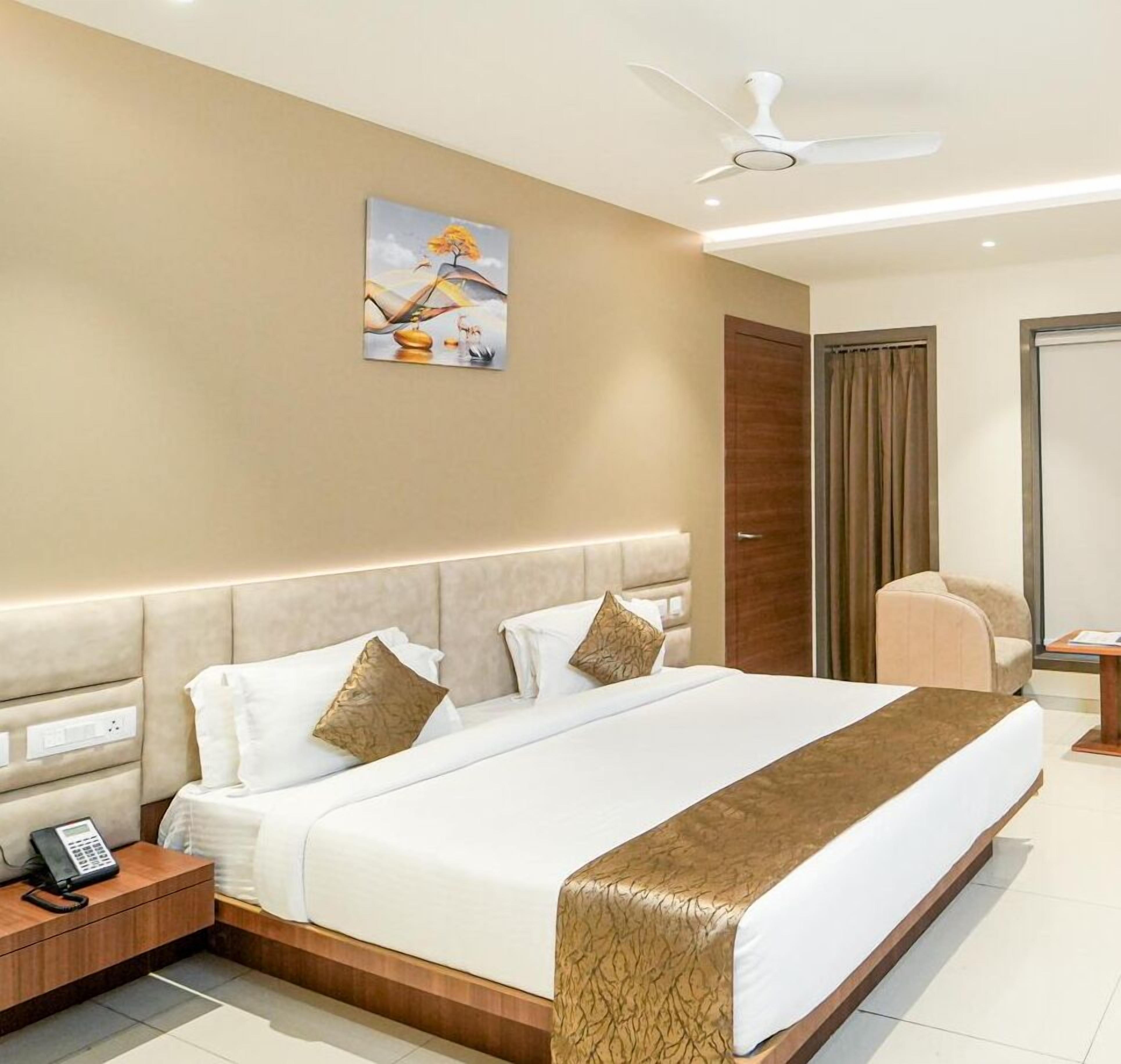 Egyptian cotton sheets, premium bedding, memory-foam beds, minibar