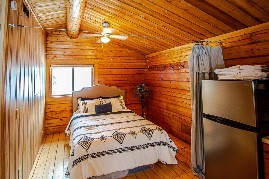 Moose Walk-in Lodge S