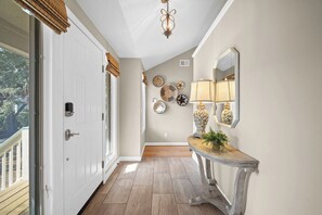 Interior - Pelican Place - Golf cart included 704 Swordfish (Fripp Island)