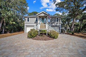 Exterior - Pelican Place - Golf cart included 704 Swordfish (Fripp Island)
