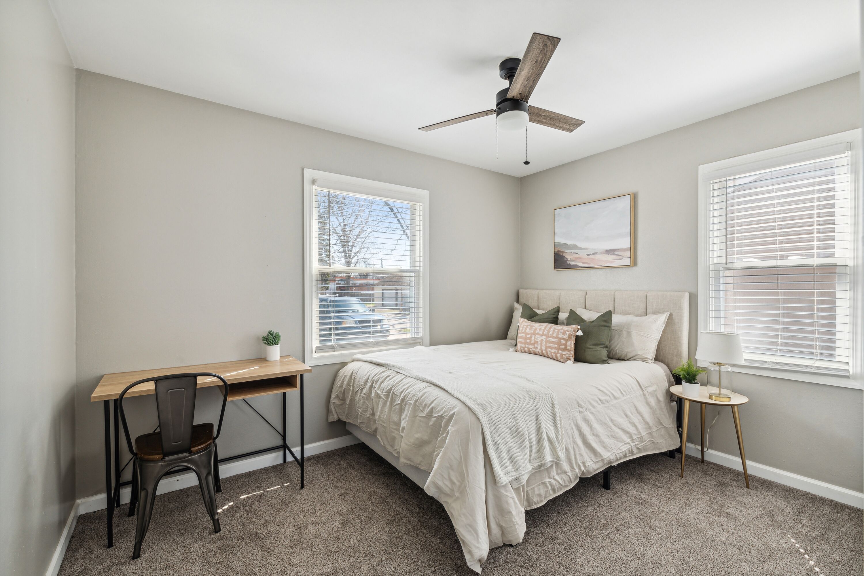 2 chambres, bureau, fer et planche à repasser, Wi-Fi gratuit