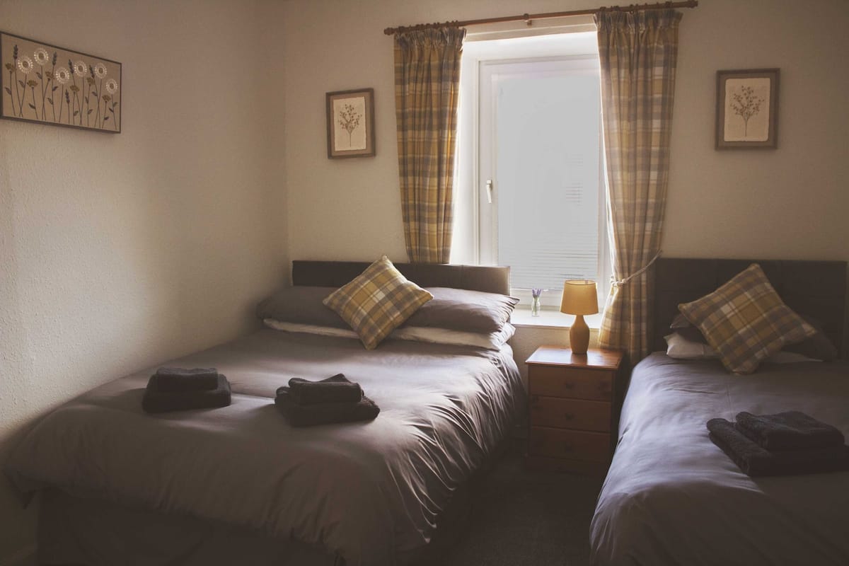 Family Room | Free WiFi
