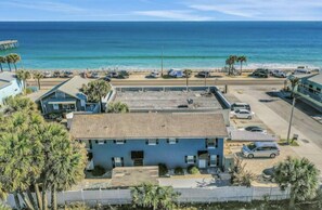 Exterior - Snowbirds save 50% Clean , pets, beachside apt. Downtown Flagler Beach -Sleeps 4 (Flagler Beach)
