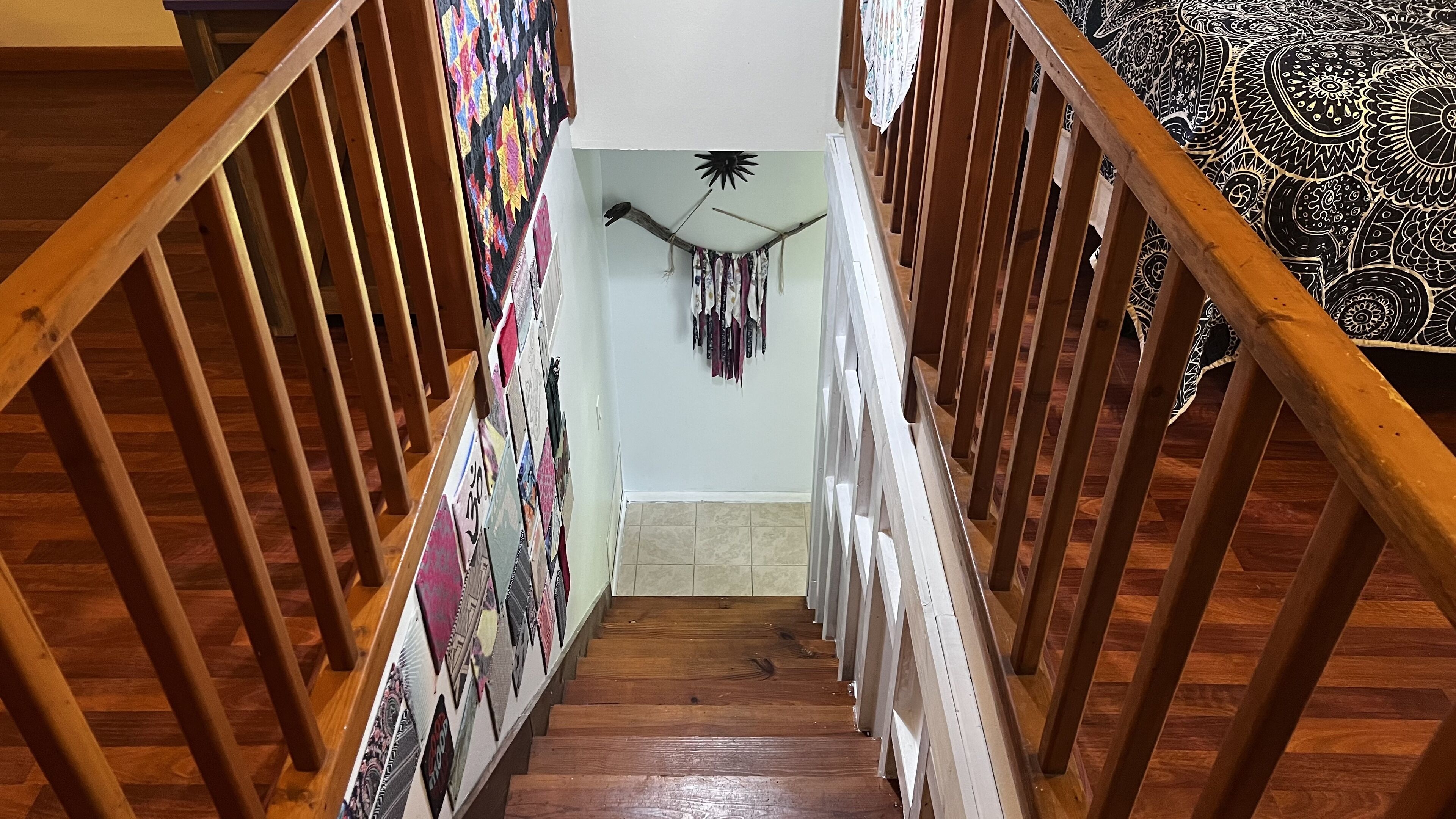 Quirky, Handmade, Embraces Creativity Nature. Minutes from Downtown Mount Dora.