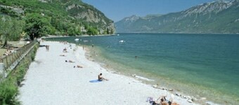 Lake Garda Tignale vacation home bungalow with pool and lake view