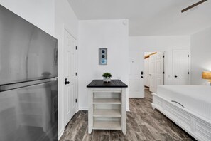 Bügeleisen/Bügelbrett, kostenloses WLAN, Bettwäsche