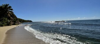 Villa BosqueMar @ El Cocal Beach. Couples Paradise