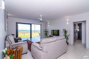 Smart-TV, Stereoanlage