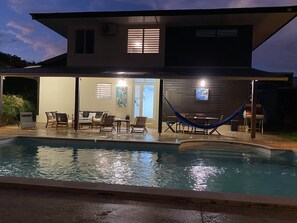 Outdoor pool - VILLA SWIMMINGPOOL AND SEASIDE 4 bedrooms 3 bathrooms (Remire-Montjoly)