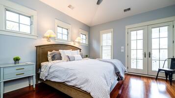 3 bedrooms, free WiFi, bed sheets