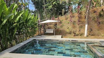 Utomhuspool