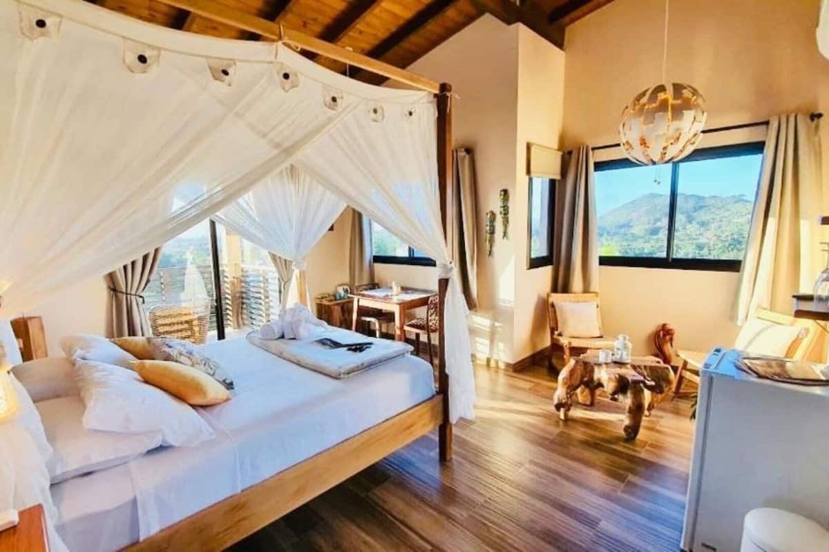 1 habitación, ropa de cama de alta calidad y decoración personalizada