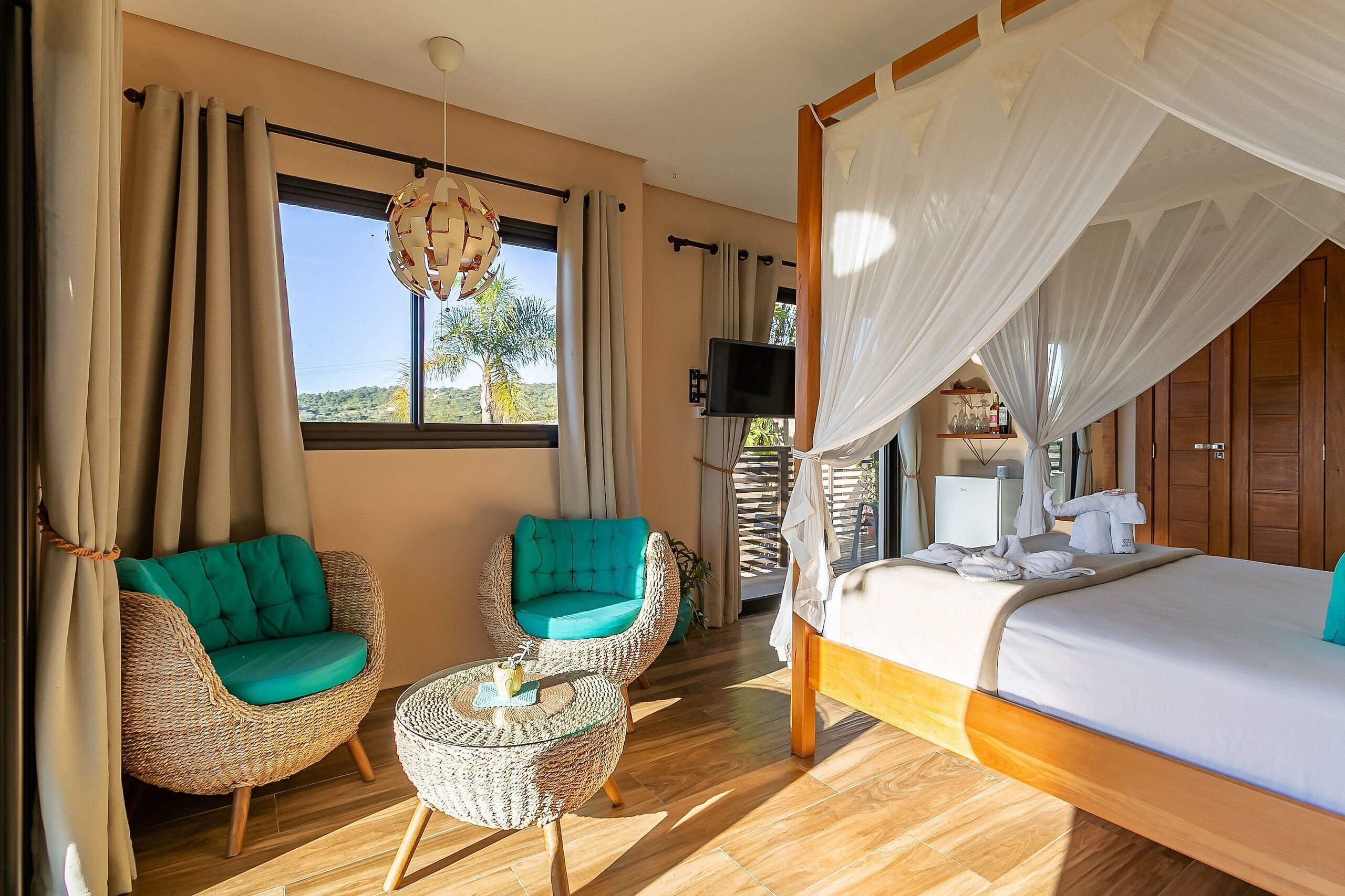 Suíte Buddha com Ofurô de Imersão na Varanda | 1 habitación, ropa de cama de alta calidad y decoración personalizada 