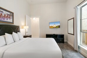 3 Schlafzimmer, Bügeleisen/Bügelbrett, Bettwäsche