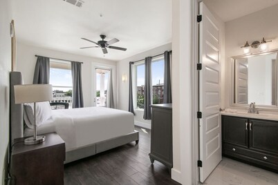 Fully Furnished 4BR Condo in Heart of New Orleans