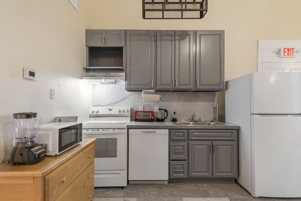 Stylish and Spacious Urban Retreat in NOLA