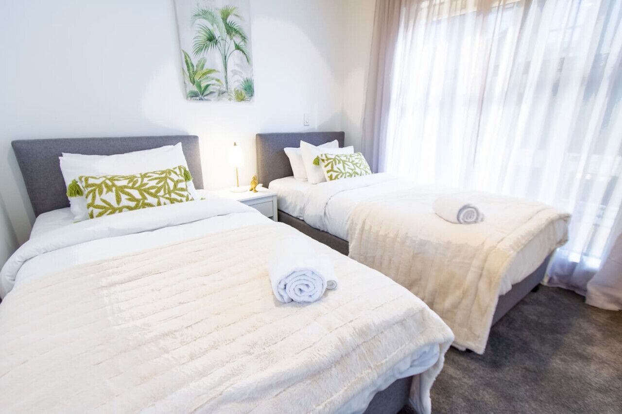 2 habitaciones, tabla de planchar con plancha y wifi gratis 