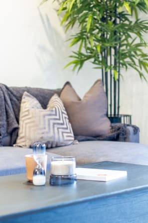 スマートテレビ、書斎 / ワークスペース