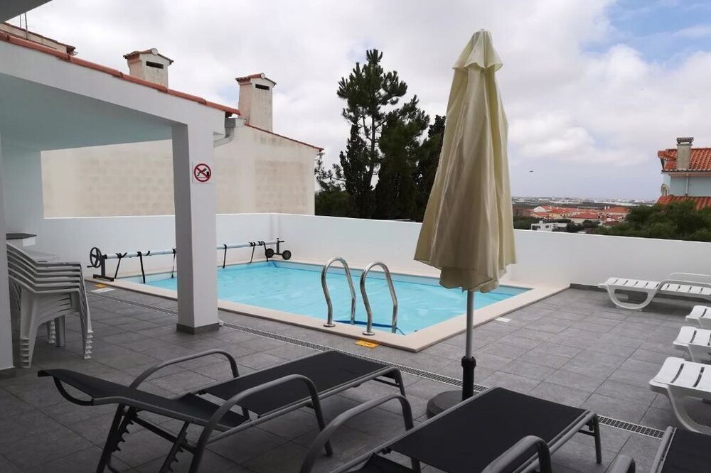 Villa with Private Pool and Sea View