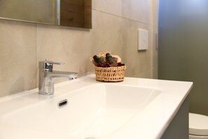 Chambre Double Deluxe | Salle de bain