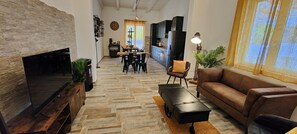 智能电视、壁炉