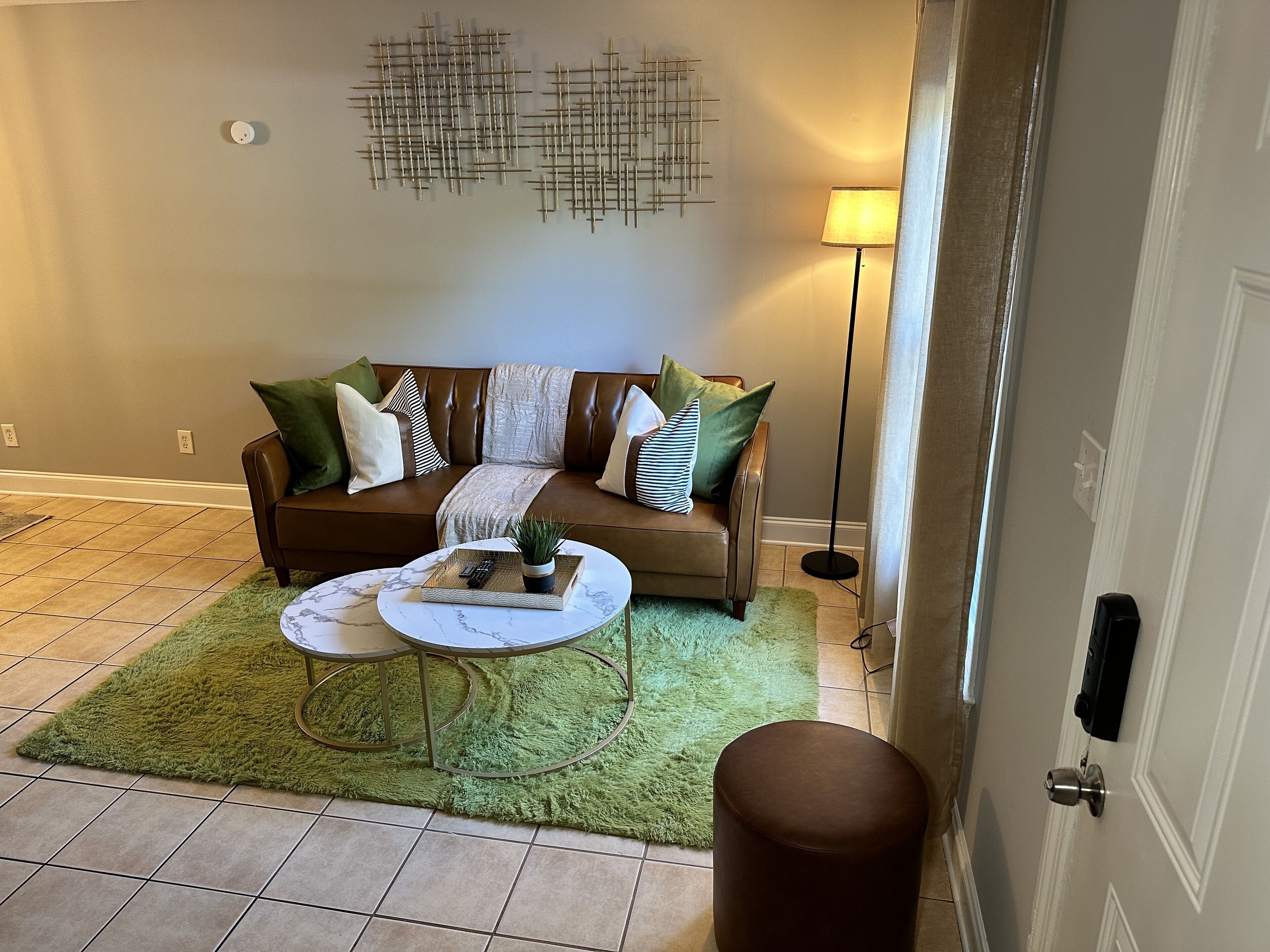 Queen City Pads 10 min from Uptown!