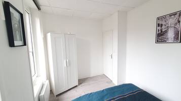 1 chambre, Wi-Fi gratuit, draps fournis