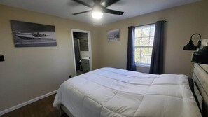 3 bedrooms, free WiFi, bed sheets